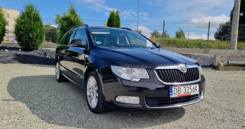 Skoda Superb cena 29900 przebieg: 370000, rok produkcji 2013 z Recz małe 631
